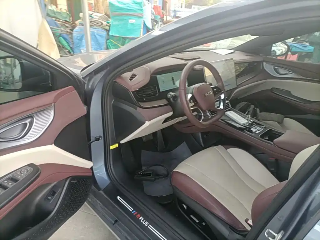 BYD Seal 2023 — фото 16