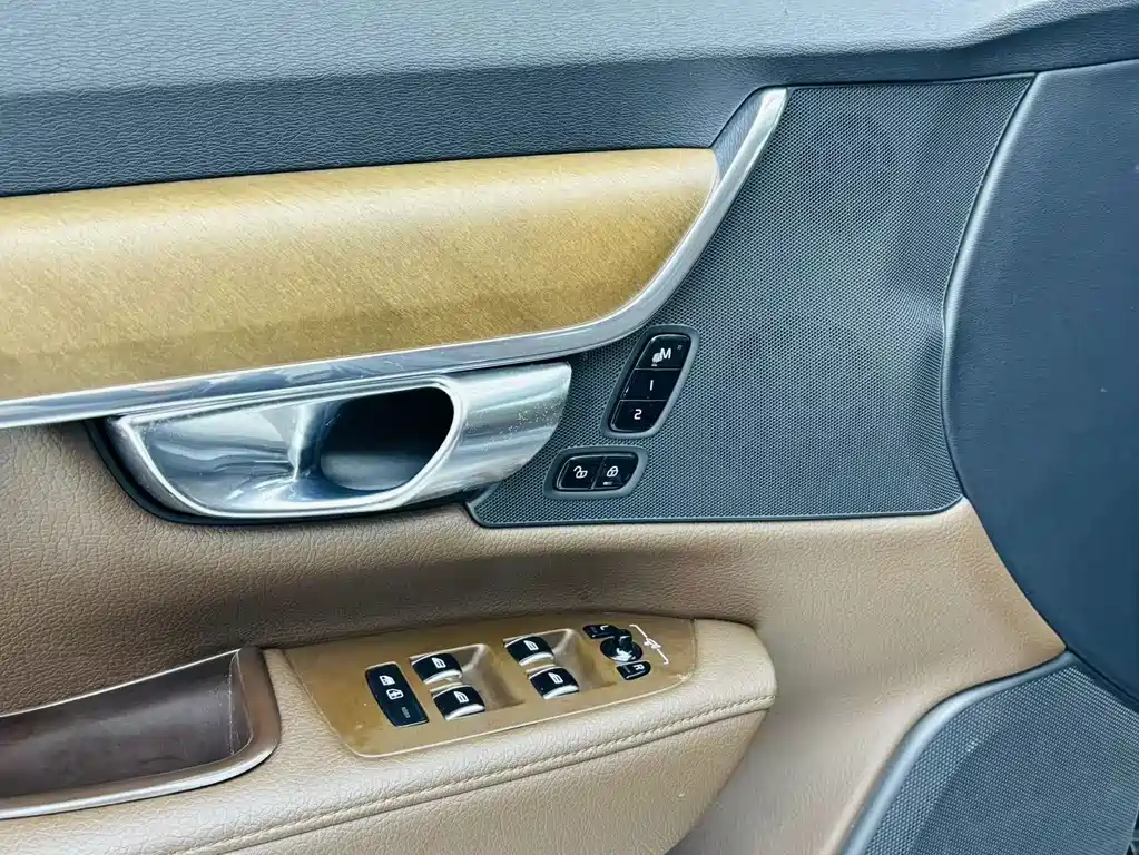 Volvo S90 2021 — фото 9