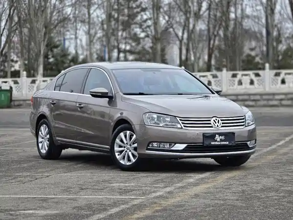 Volkswagen Magotan 2015