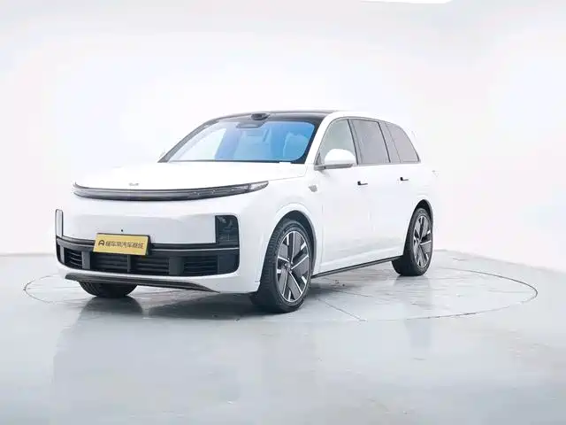 Li Auto Li L9 2025