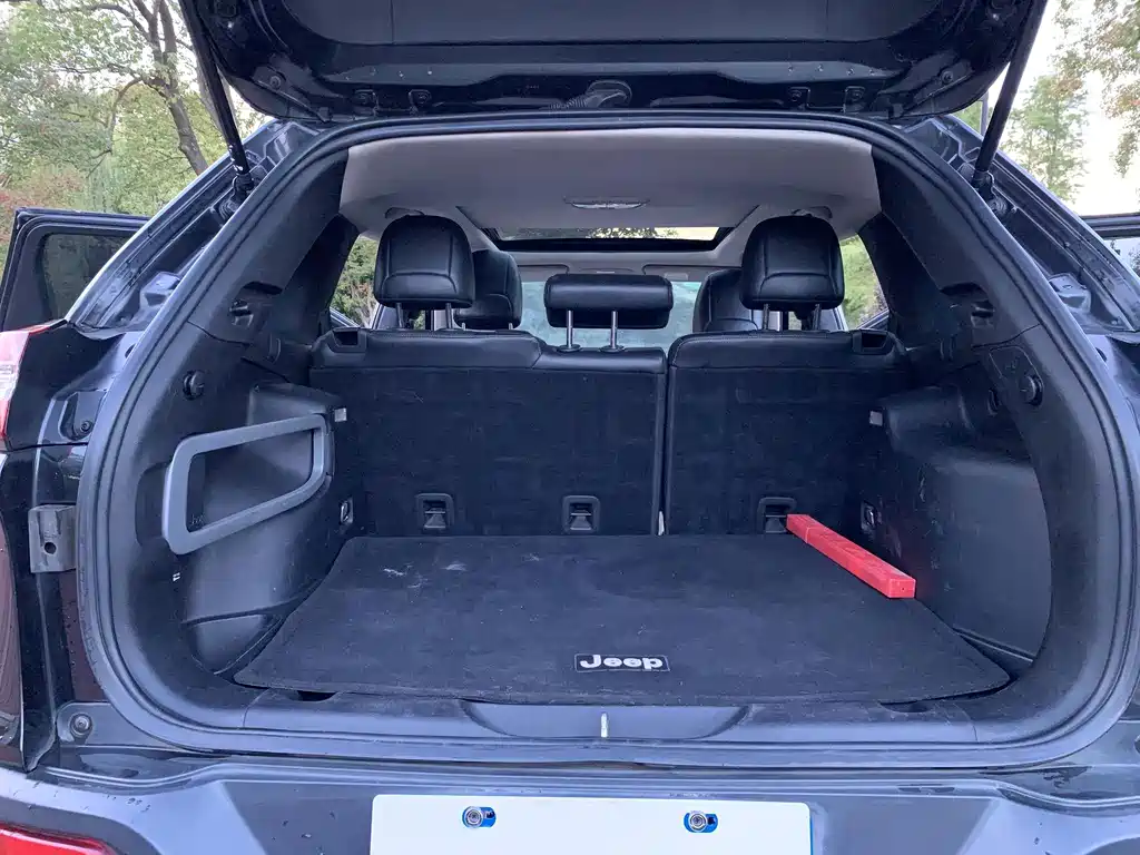 Jeep Cherokee 2017 — фото 17