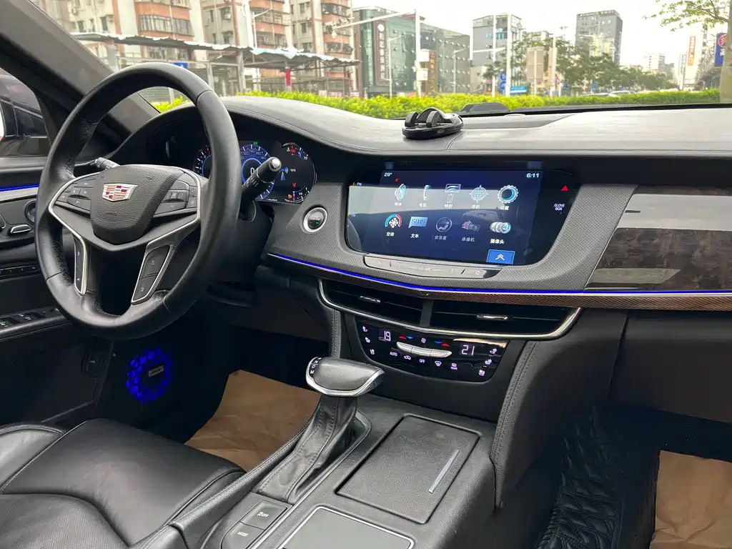 Cadillac CT6 2018 — фото 17