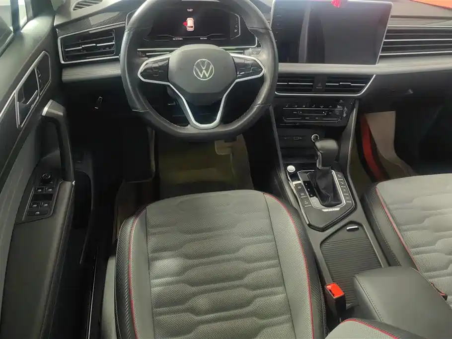 Volkswagen Tiguan L PHEV 2021 — фото 13