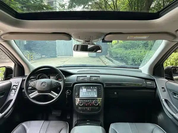 Mercedes-Benz R-Class 2017