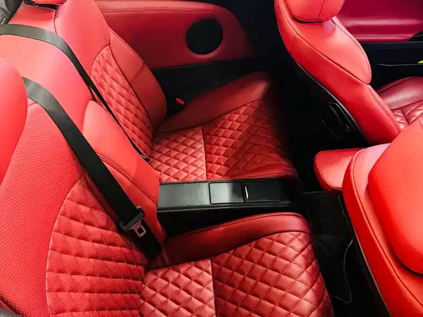 Lexus IS 2010