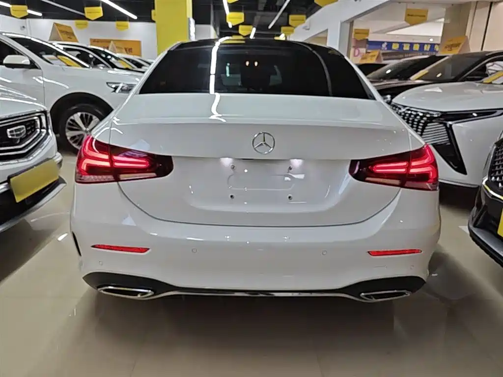 Mercedes-Benz A-Class 2021 — фото 6