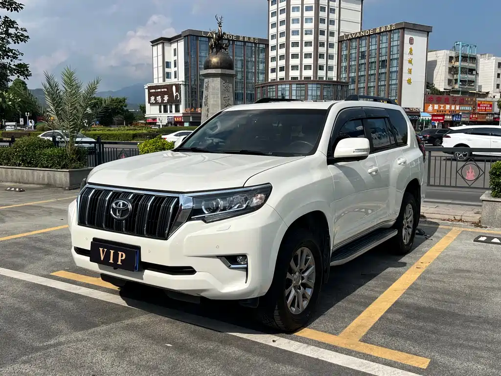 Toyota Prado 2018 — фото 1