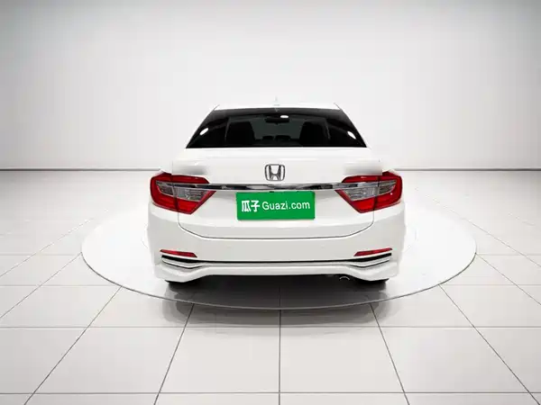 Honda Crider 2016