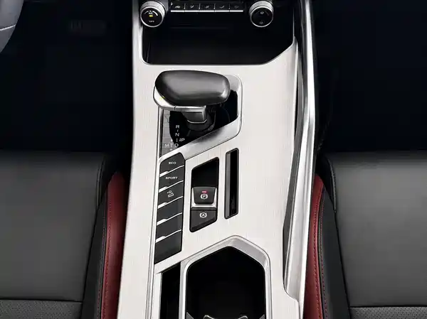 Geely Binyue 2022