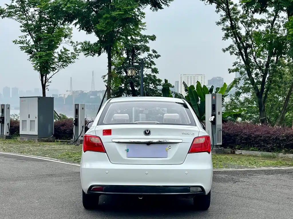 Changan V3 2016 — фото 20
