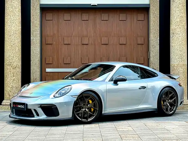 Porsche 911 2016