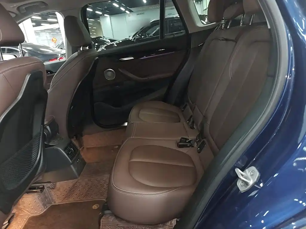 BMW X1 2022 — фото 13