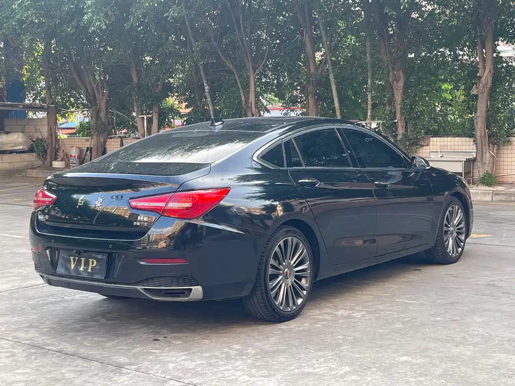 Hongqi H5 2021 — фото 4