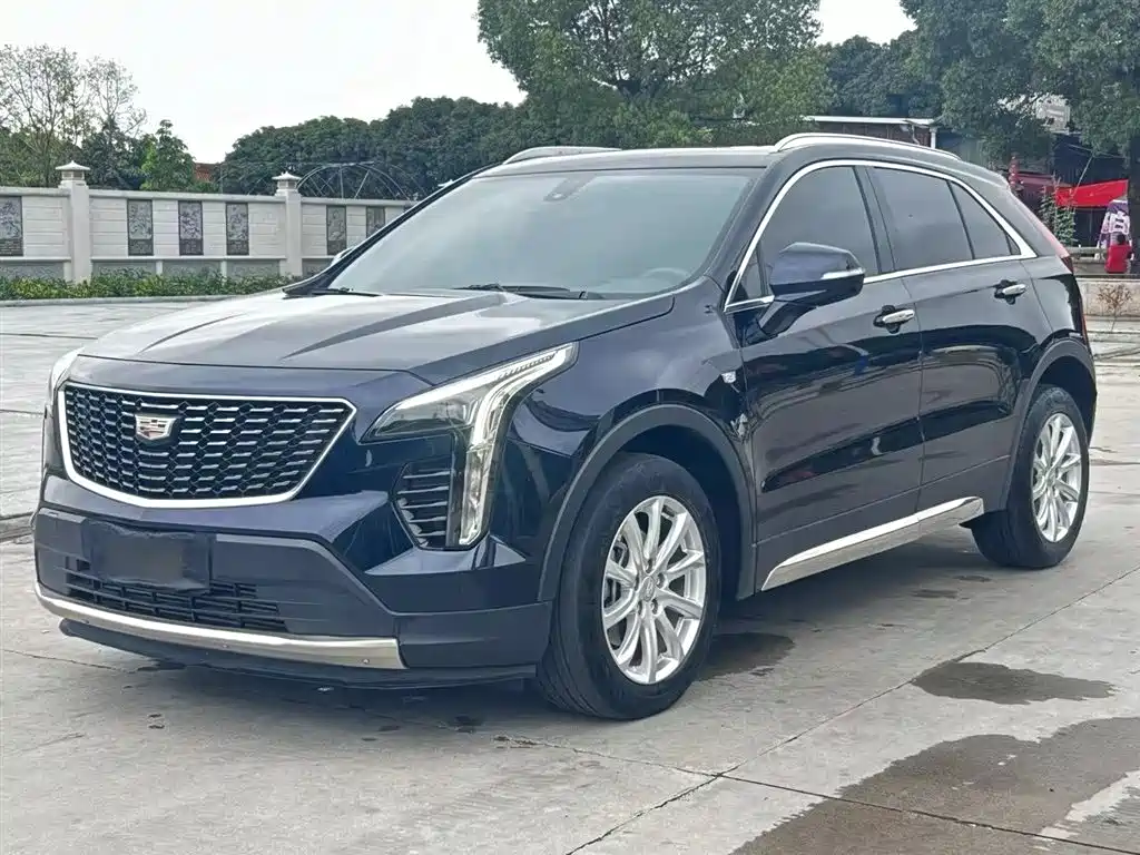 Cadillac XT4 2022 — фото 2