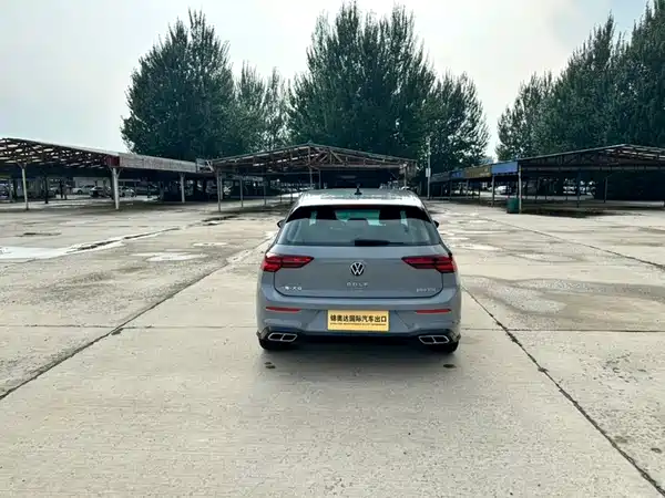 Volkswagen Golf 2022