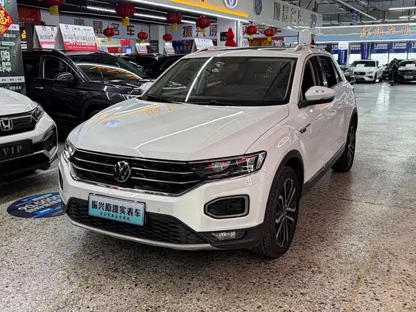 Volkswagen T-Roc 2023