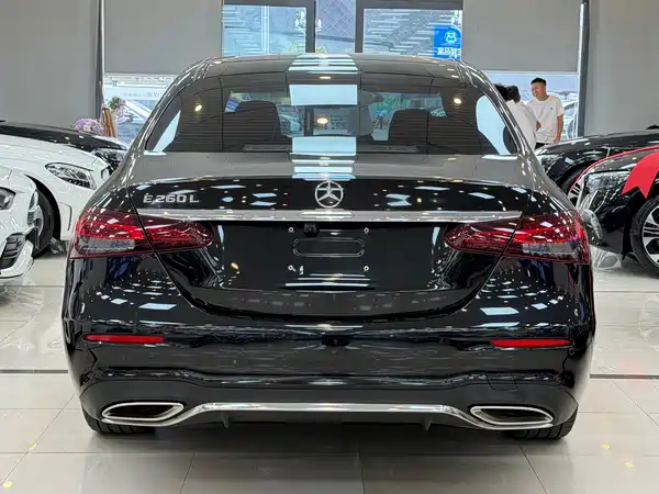 Mercedes-Benz E-Class 2021