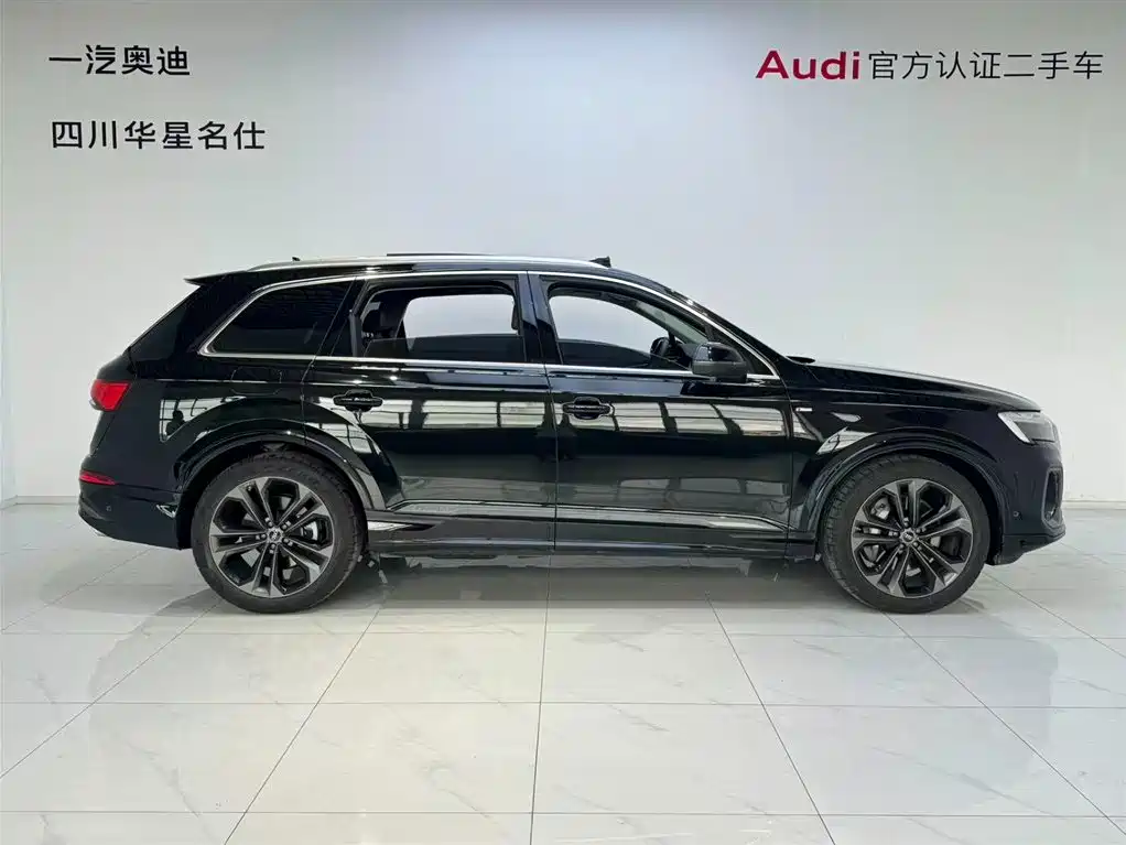Audi Q7 2025 — фото 3