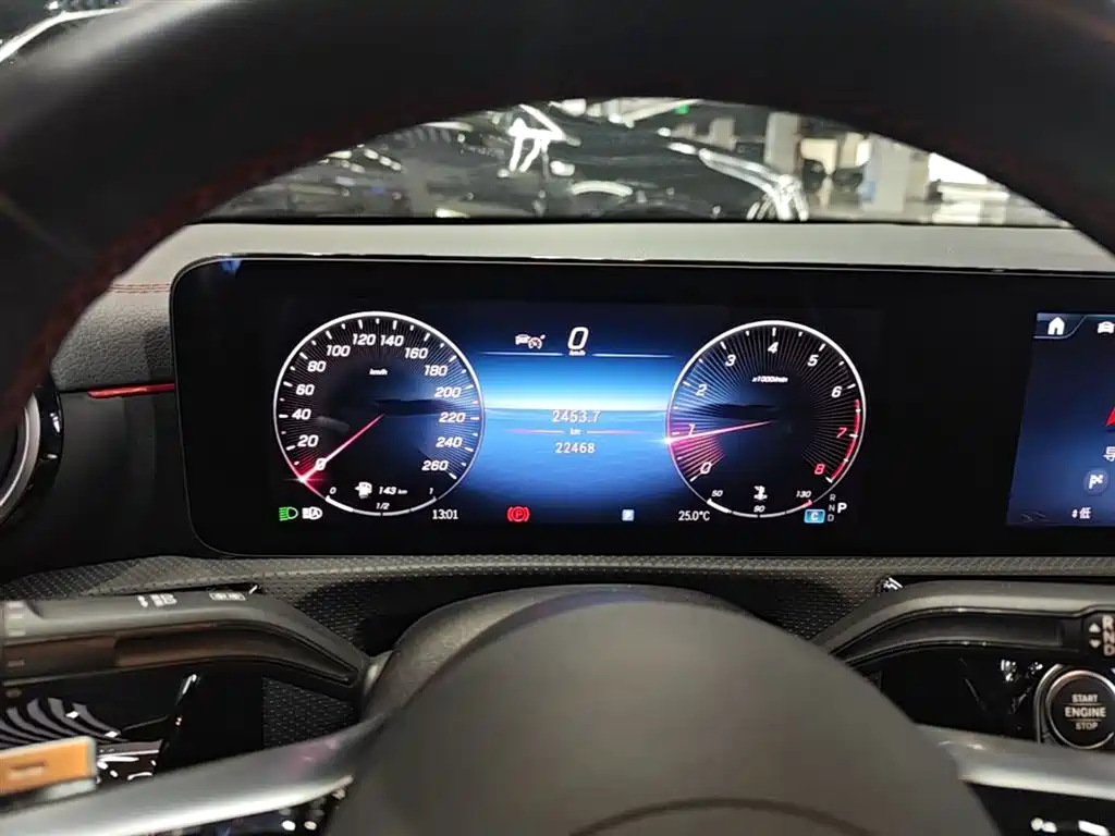 Mercedes-Benz CLA 2024 — фото 12