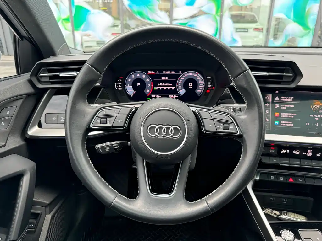 Audi A3 2024 — фото 16