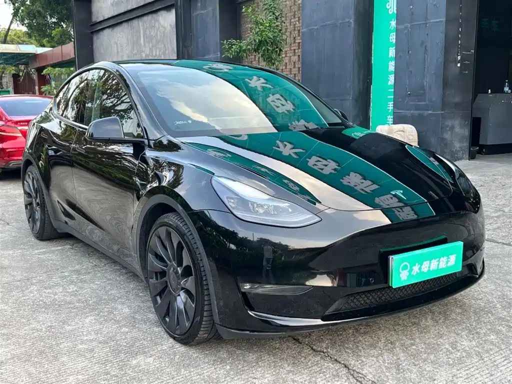 Tesla Model Y 2022 — фото 11
