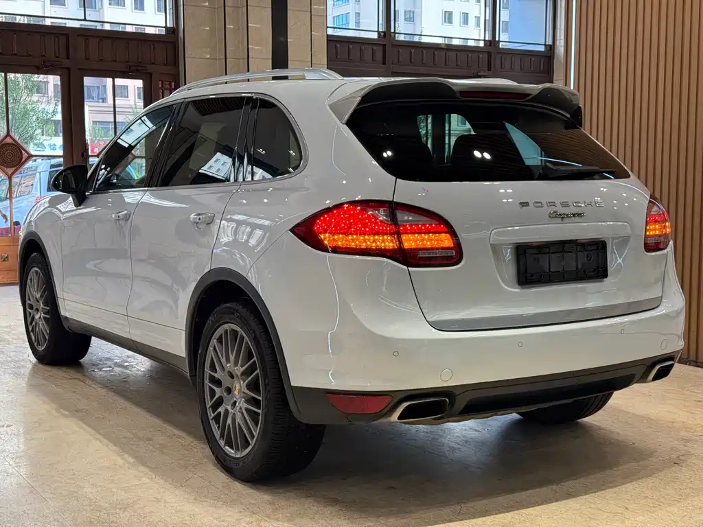 Porsche Cayenne 2014 — фото 6
