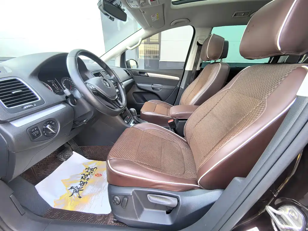 Volkswagen Sharan 2018 — фото 18