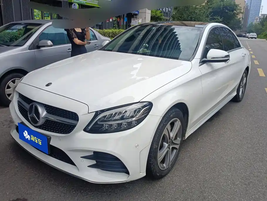 Mercedes-Benz C-Class 2021