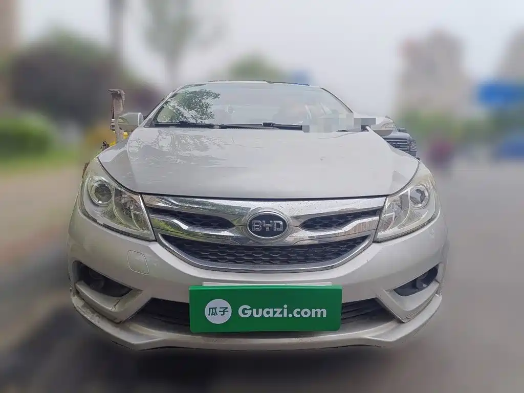 BYD Surui 2016