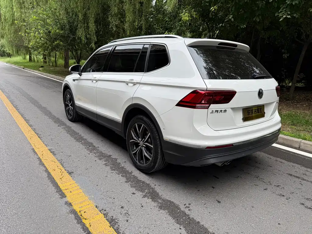 Volkswagen Tiguan L 2019 — фото 6