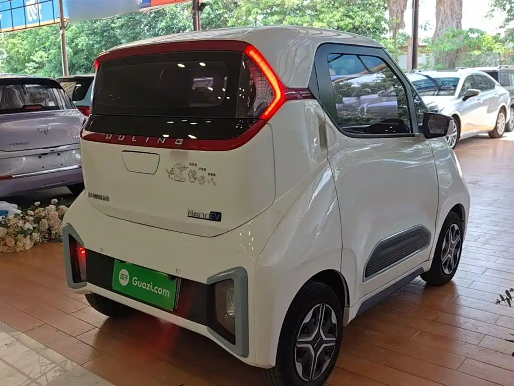 Wuling Nano EV 2022 — фото 7