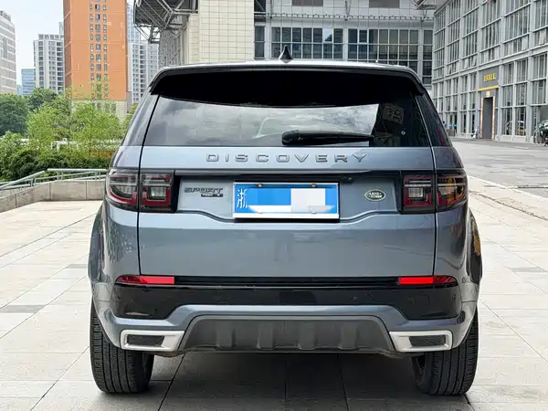 Land Rover Discovery Sport 2021