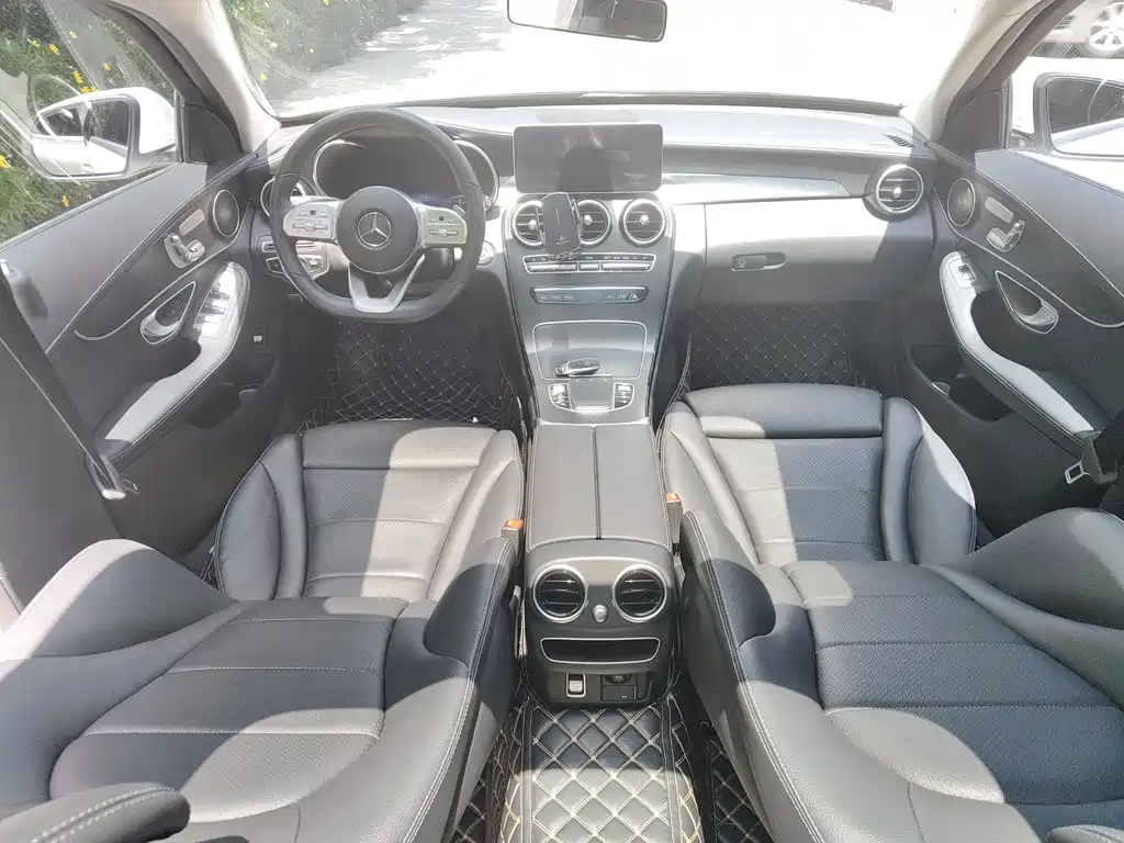 Mercedes-Benz C-Class 2021 — фото 15