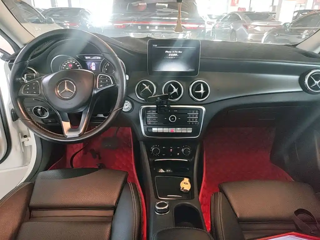 Mercedes-Benz GLA 2017 — фото 10