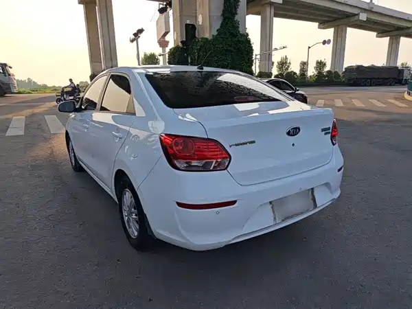 Kia Pegas 2019