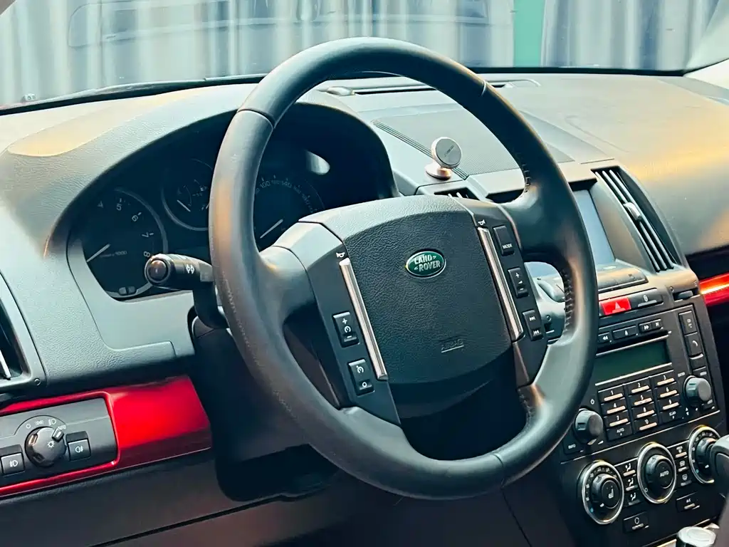 Land Rover Freelander 2 2011 — фото 7