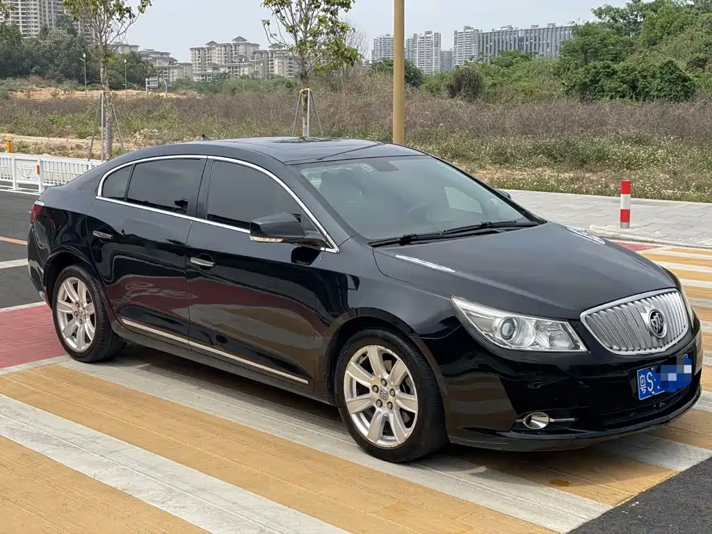 Buick LaCrosse 2013 — фото 2