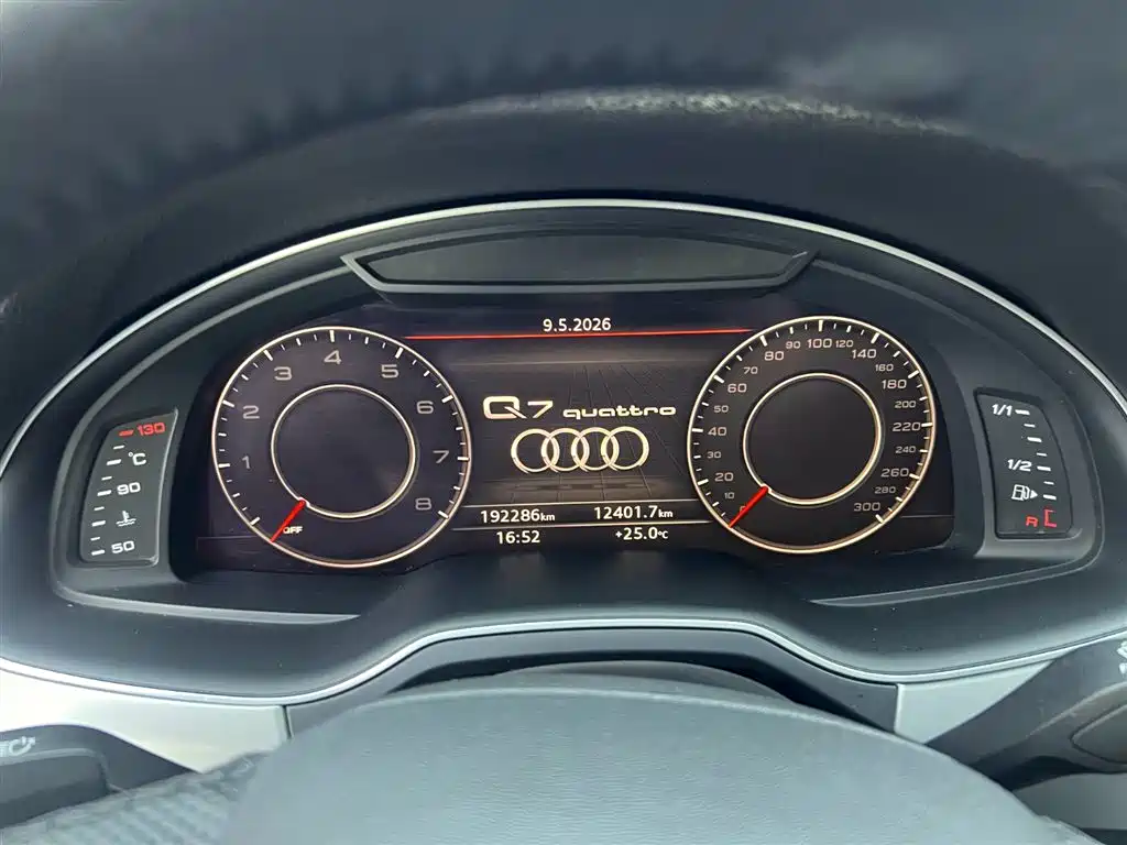 Audi Q7 2019 — фото 15