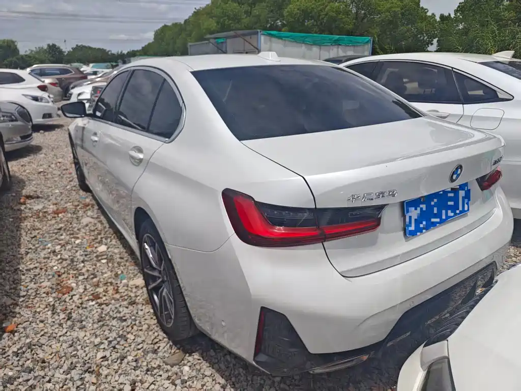 BMW 3 Series 2022