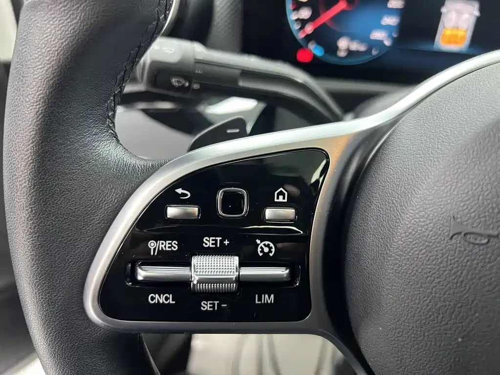 Mercedes-Benz A-Class 2022 — фото 14