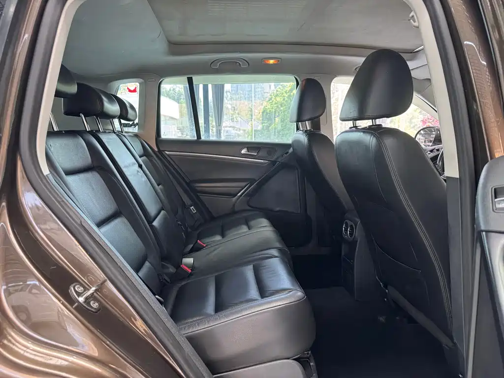 Volkswagen Tiguan 2015 — фото 23