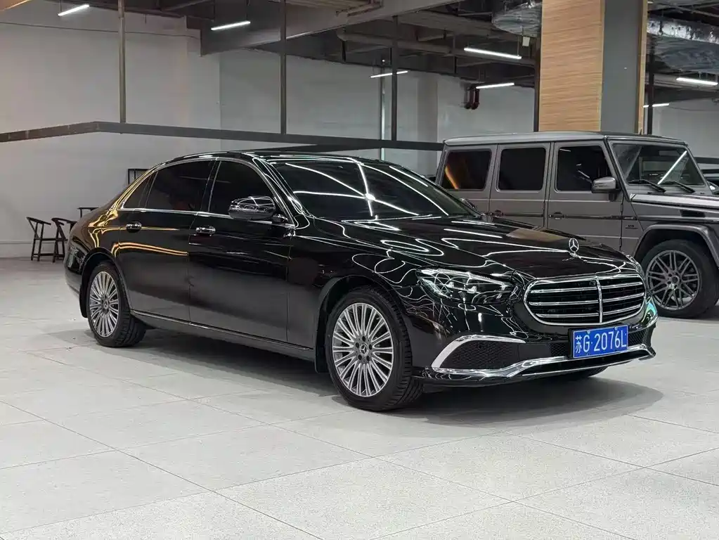 Mercedes-Benz E-Class 2022 — фото 2