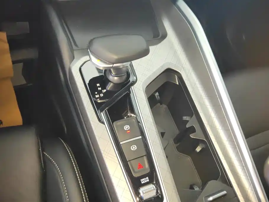 Geely Xingrui 2022 — фото 16