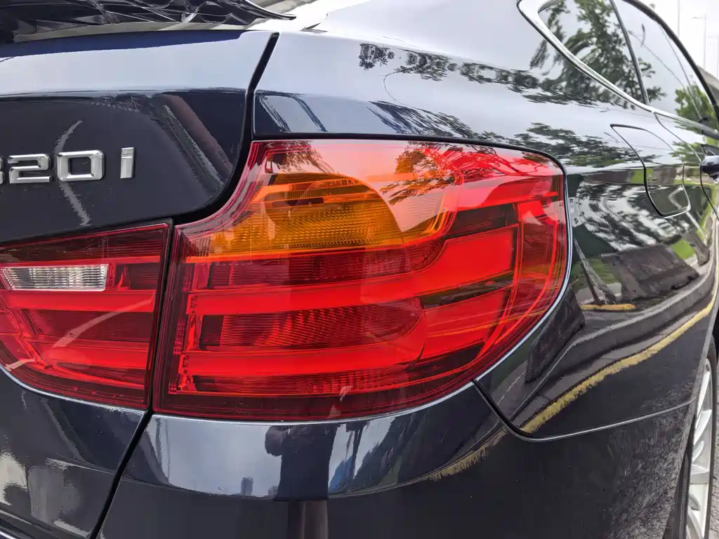 BMW 3 Series GT 2016 — фото 13