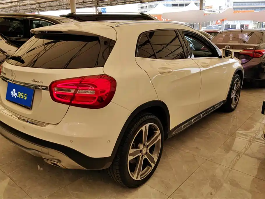 Mercedes-Benz GLA 2015 — фото 3