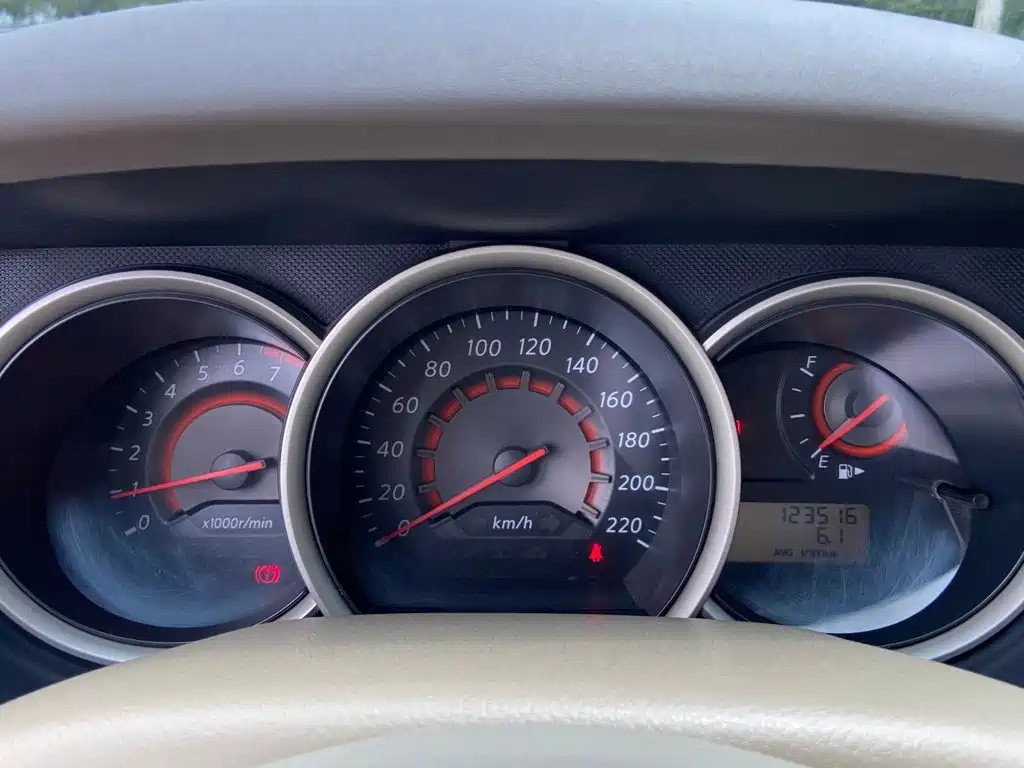 Nissan Sylphy 2016 — фото 16