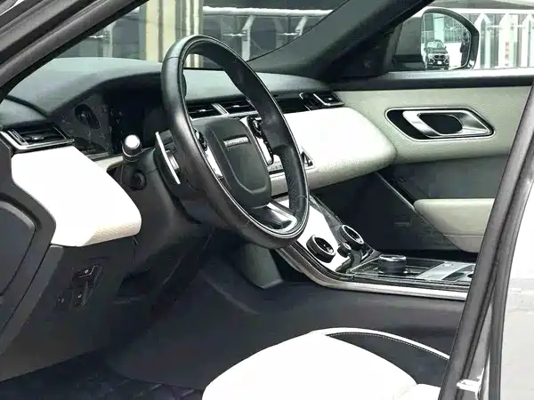 Land Rover Range Rover Velar 2018