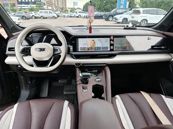 Geely Xingyue L 2022