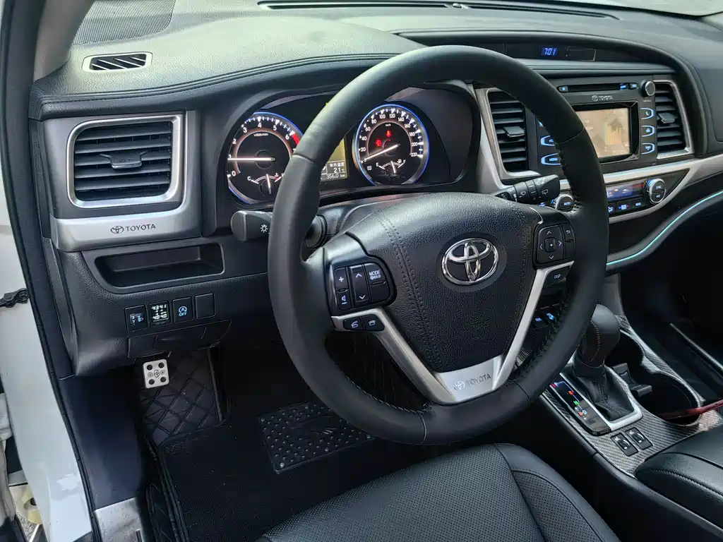 Toyota Highlander 2016 — фото 23