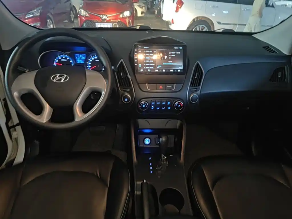 Hyundai ix35 2017 — фото 10
